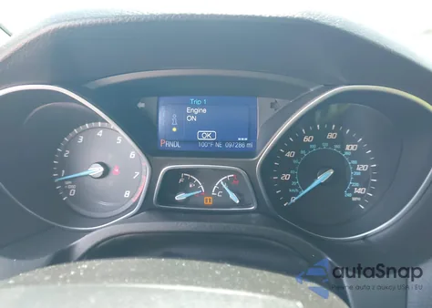 2013 Ford Focus Se z USA, uszkodzony, nr VIN 1FADP3F28DL317283